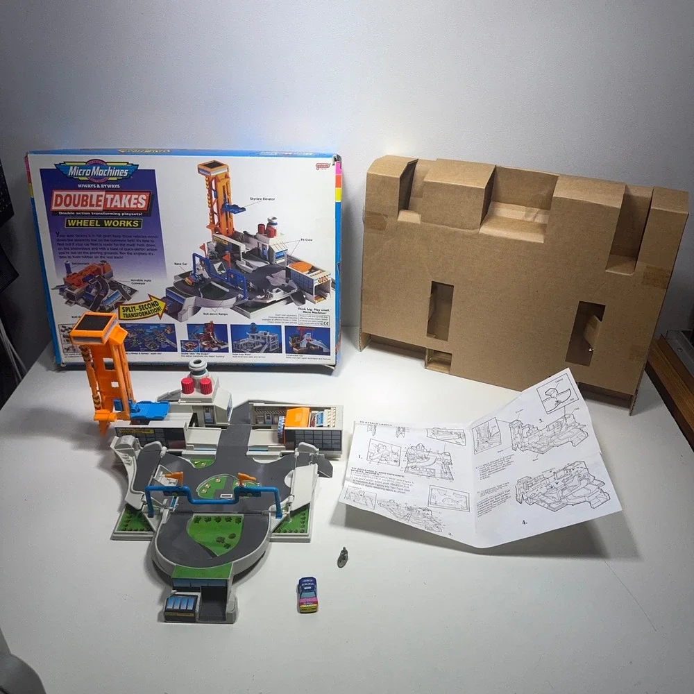 Galoob Micro Machines Double Takes Wheel Works Playset incomplete in Box